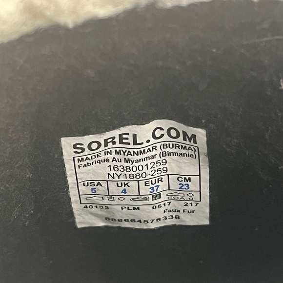 Sorel Caribou Waterproof Winter Boots Big Kids Size 5 Unisex - Picture 6 of 7